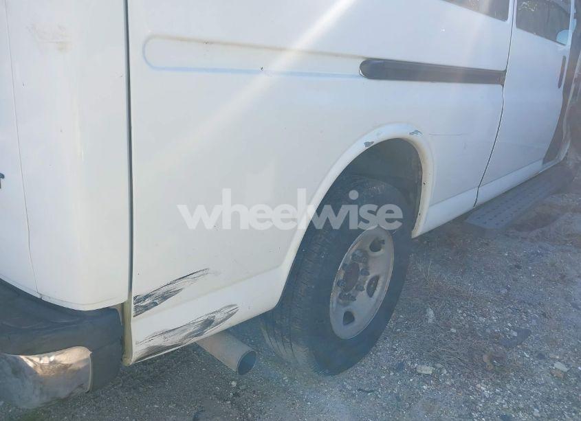 Photo 14 of 2006 Chevrolet Express LS (VIN 1GAHG39U961199535)