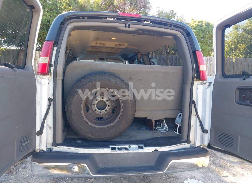 Photo 15 of 2006 Chevrolet Express LS (VIN 1GAHG39U961199535)