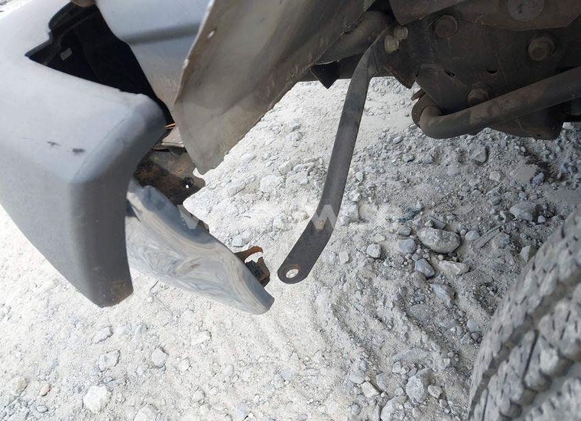 Photo 17 of 2020 Chevrolet Express PASSENGER RWD 2500 REGULAR WHEELBASE LS (VIN 1GAWGEFP0L1263765)