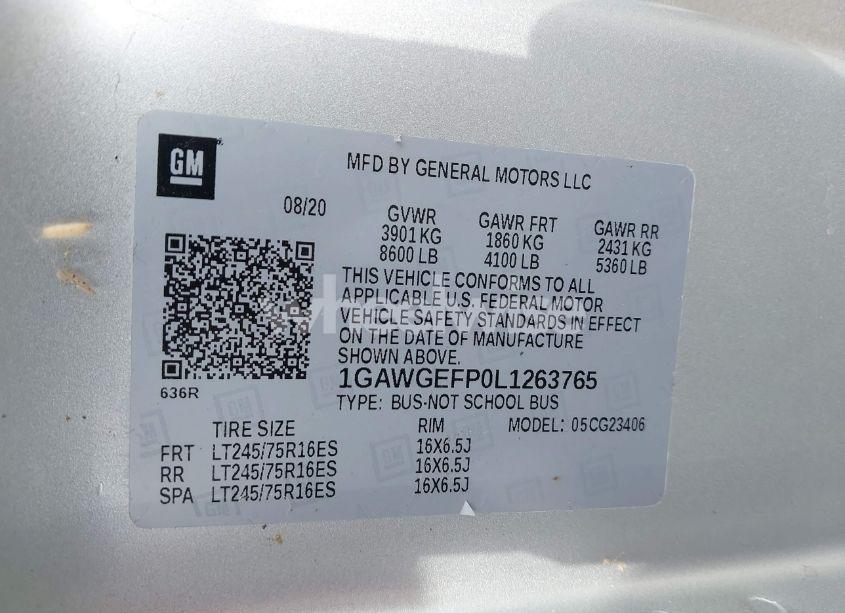 Photo 9 of 2020 Chevrolet Express PASSENGER RWD 2500 REGULAR WHEELBASE LS (VIN 1GAWGEFP0L1263765)