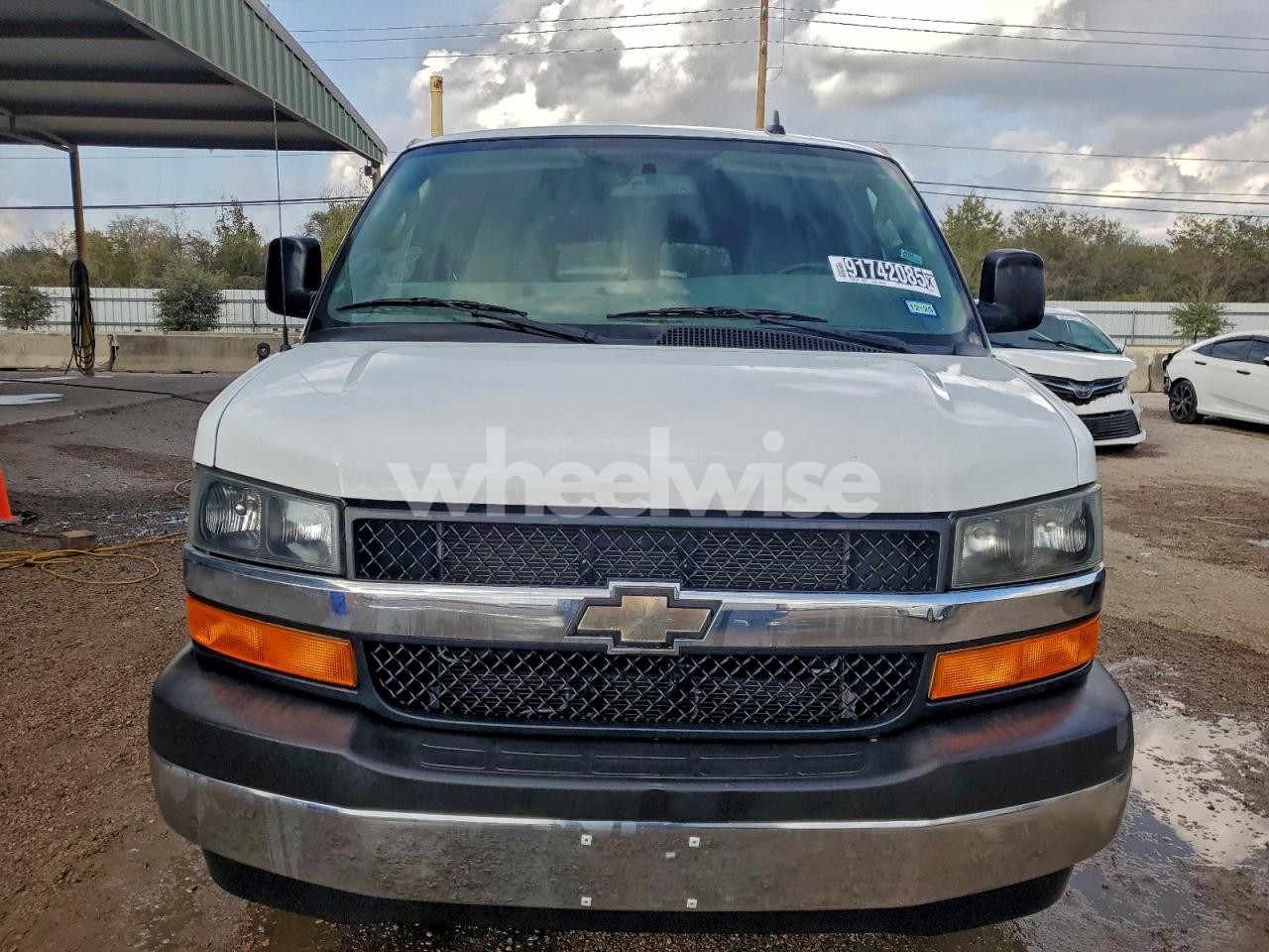 Photo 5 of 2017 CHEVROLET EXPRESS G2500 LT N/A (VIN 1GAWGFFF0H1110985)