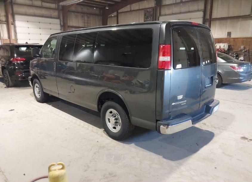 Photo 3 of 2016 Chevrolet Express 2500 LT (VIN 1GAWGFFF5G1268740)