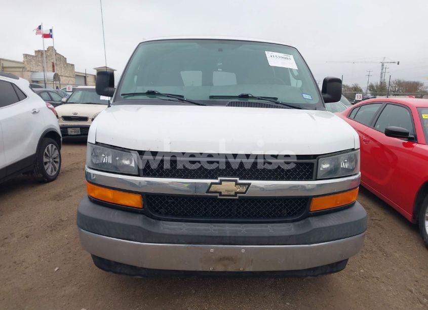 Photo 12 of 2017 Chevrolet Express 2500 LT (VIN 1GAWGFFF5H1199582)