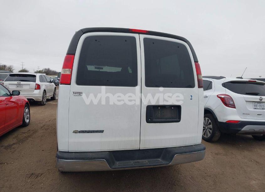 Photo 16 of 2017 Chevrolet Express 2500 LT (VIN 1GAWGFFF5H1199582)