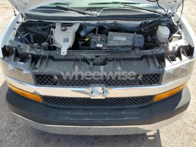 Photo 8 of 2017 CHEVROLET EXPRESS G2500 LT N/A (VIN 1GAWGFFF8H1254333)