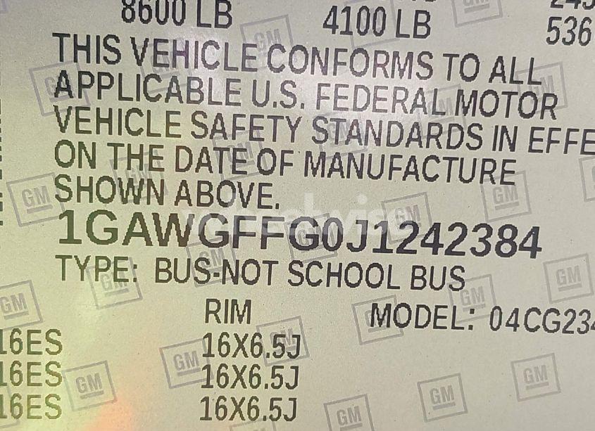 Photo 9 of 2018 Chevrolet Express 2500 LT (VIN 1GAWGFFG0J1242384)