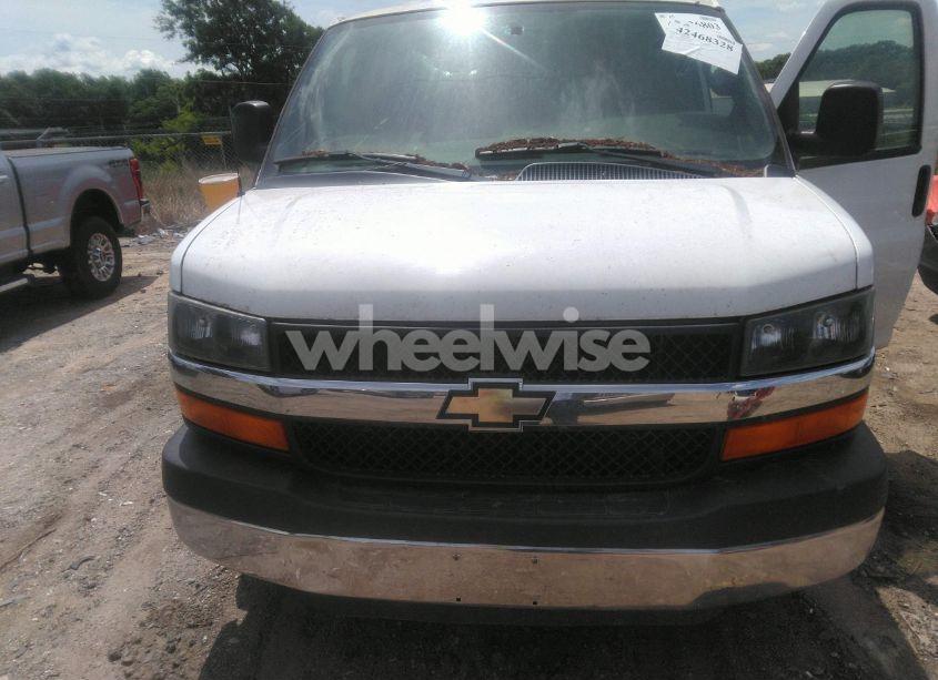 Photo 6 of 2016 Chevrolet Express 2500 LT (VIN 1GAWGFFG6G1188582)