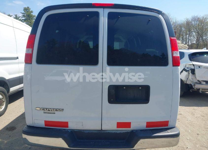 Photo 16 of 2017 Chevrolet Express 2500 LT (VIN 1GAWGFFGXH1343216)