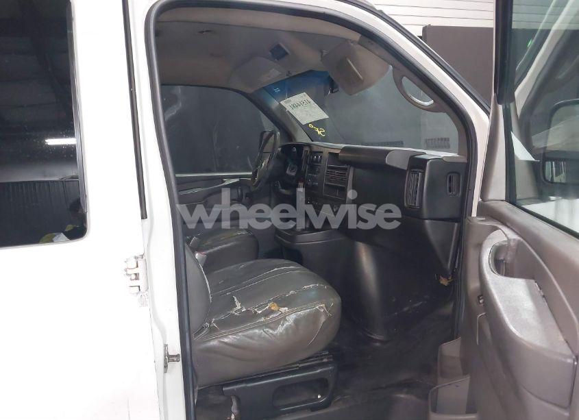 Photo 5 of 2012 Chevrolet Express 2500 LS (VIN 1GAWGPFGXC1114016)