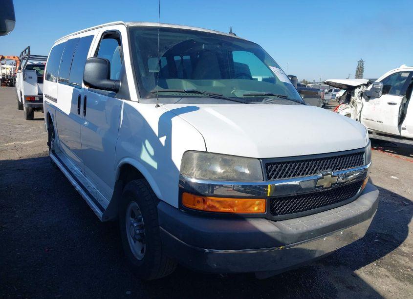 2012 Chevrolet Express 2500 LT (VIN 1GAWGRFA5C1196485) main photo