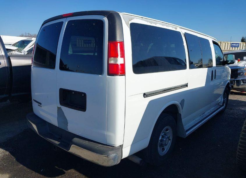 Photo 4 of 2012 Chevrolet Express 2500 LT (VIN 1GAWGRFA5C1196485)