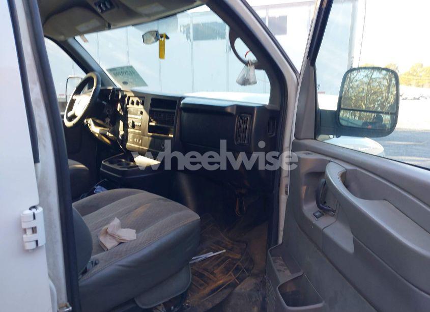 Photo 5 of 2013 Chevrolet Express 2500 LT (VIN 1GAWGRFG7D1100085)