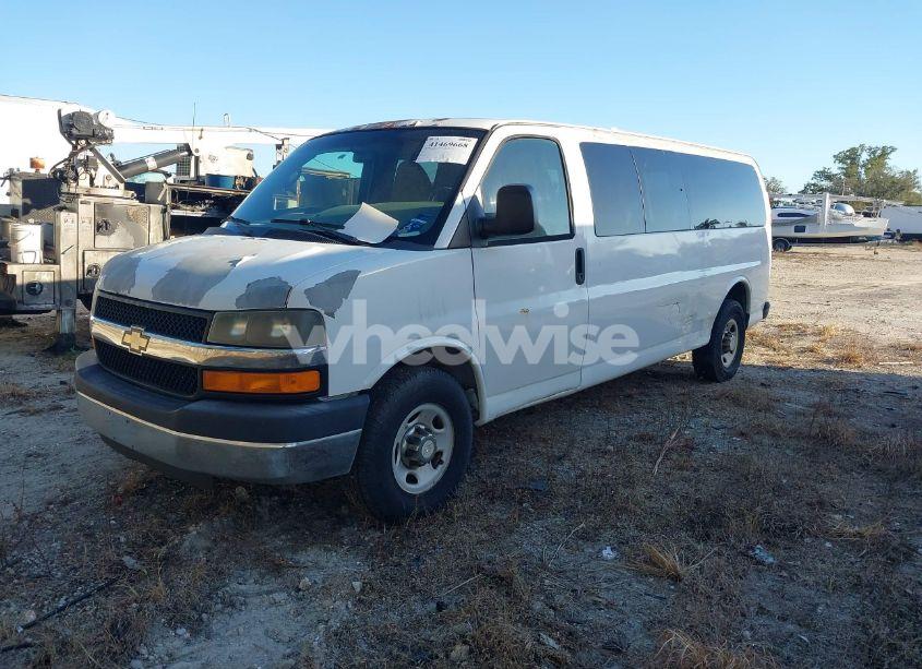 Photo 2 of 2012 Chevrolet Express 3500 LT (VIN 1GAZG1FA3C1128586)