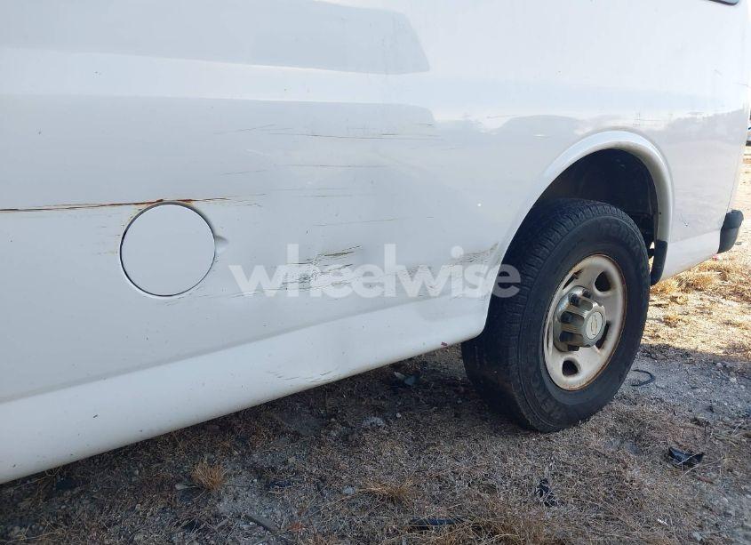 Photo 6 of 2012 Chevrolet Express 3500 LT (VIN 1GAZG1FA3C1128586)