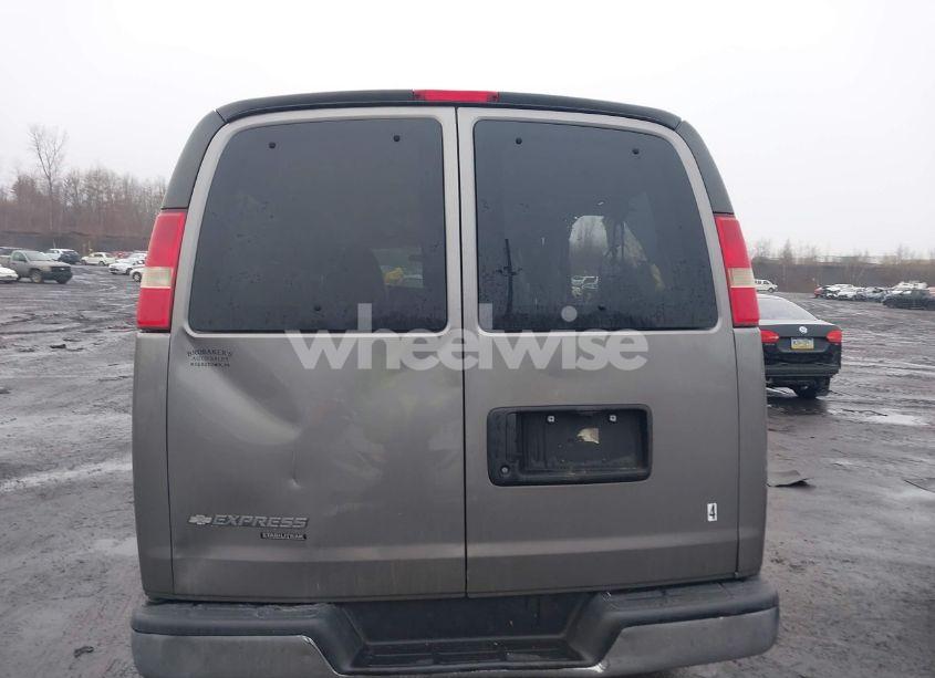 Photo 16 of 2012 Chevrolet Express 3500 LT (VIN 1GAZG1FA3C1197956)