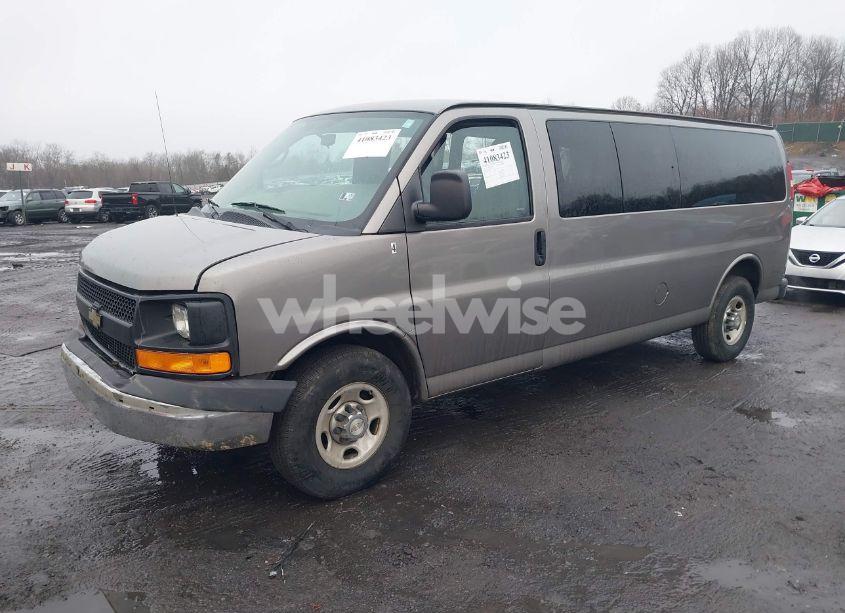 Photo 2 of 2012 Chevrolet Express 3500 LT (VIN 1GAZG1FA3C1197956)