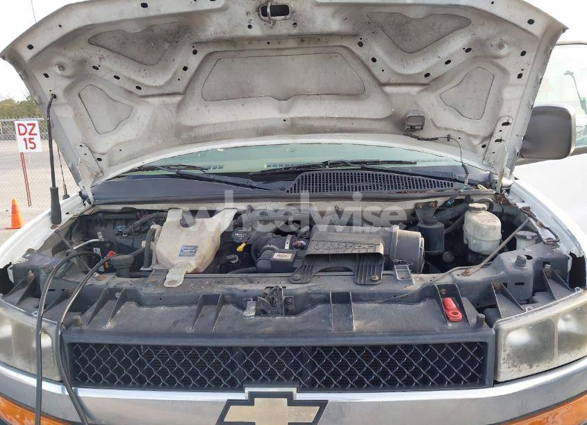 Photo 10 of 2013 Chevrolet Express 3500 LT (VIN 1GAZG1FA4D1167740)