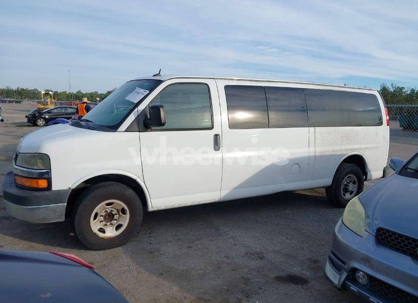 Photo 14 of 2013 Chevrolet Express 3500 LT (VIN 1GAZG1FA4D1167740)
