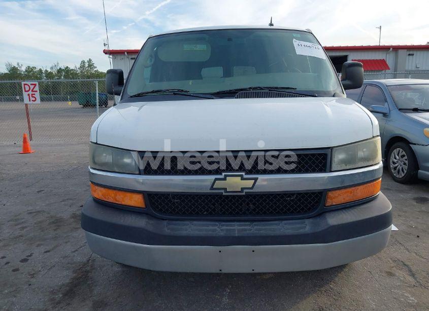 Photo 6 of 2013 Chevrolet Express 3500 LT (VIN 1GAZG1FA4D1167740)