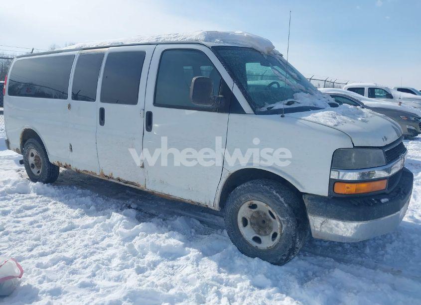 2012 Chevrolet Express 3500 LT (VIN 1GAZG1FG0C1150999) main photo