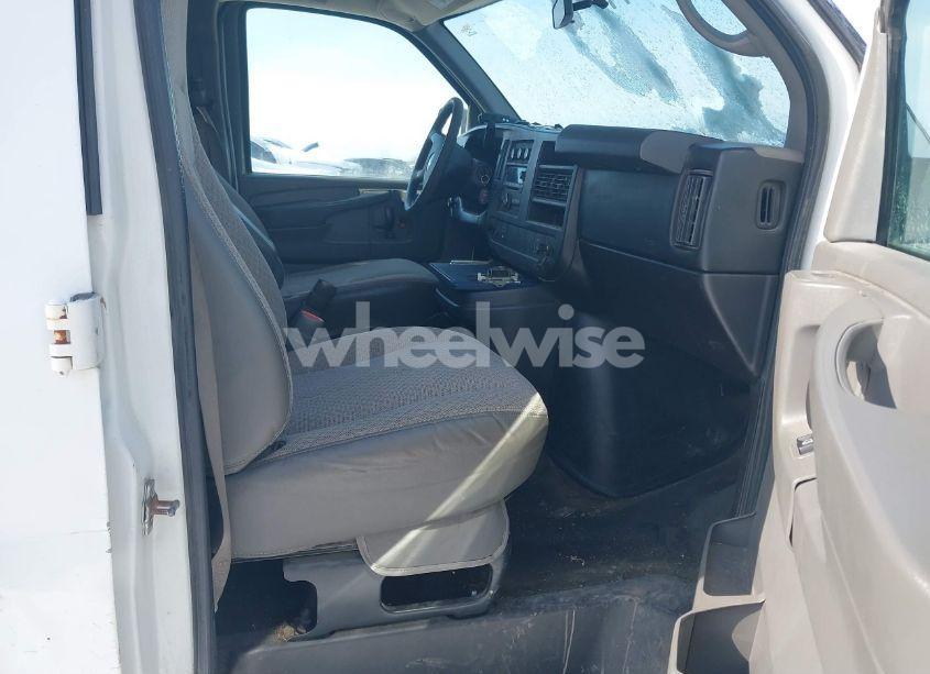 Photo 5 of 2012 Chevrolet Express 3500 LT (VIN 1GAZG1FG0C1150999)