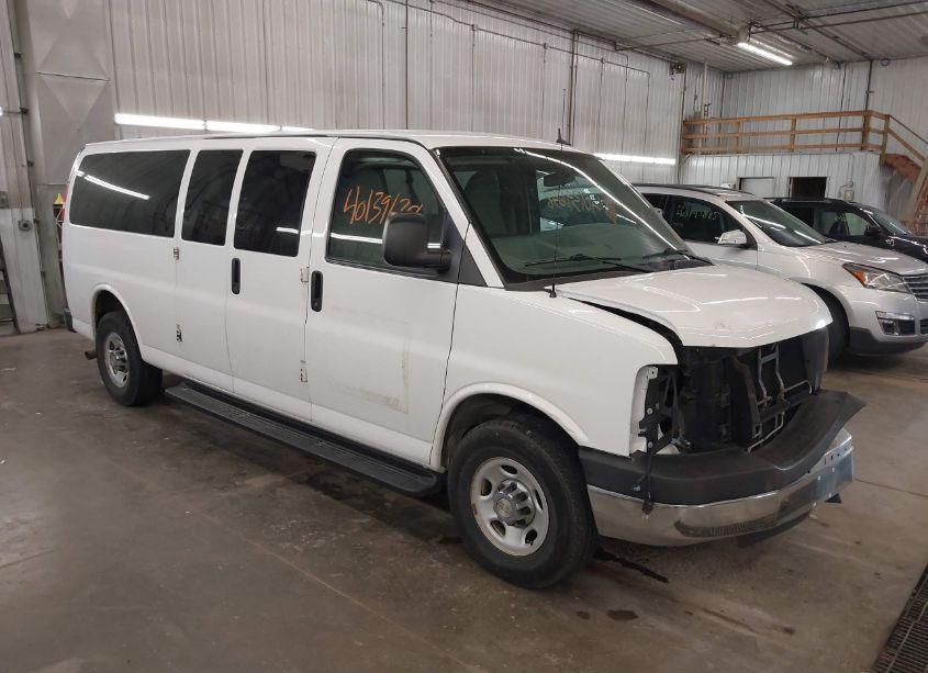 2013 Chevrolet Express 3500 LT (VIN 1GAZG1FG0D1128440) main photo