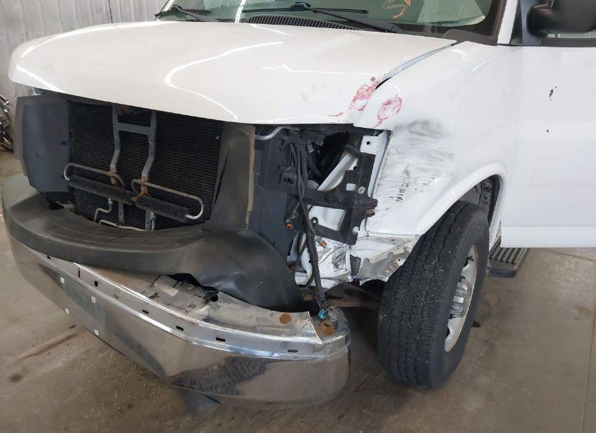 Photo 6 of 2013 Chevrolet Express 3500 LT (VIN 1GAZG1FG0D1128440)