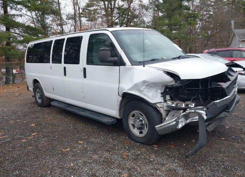 2014 Chevrolet Express 3500 LT (VIN 1GAZG1FG0E1100364) main photo
