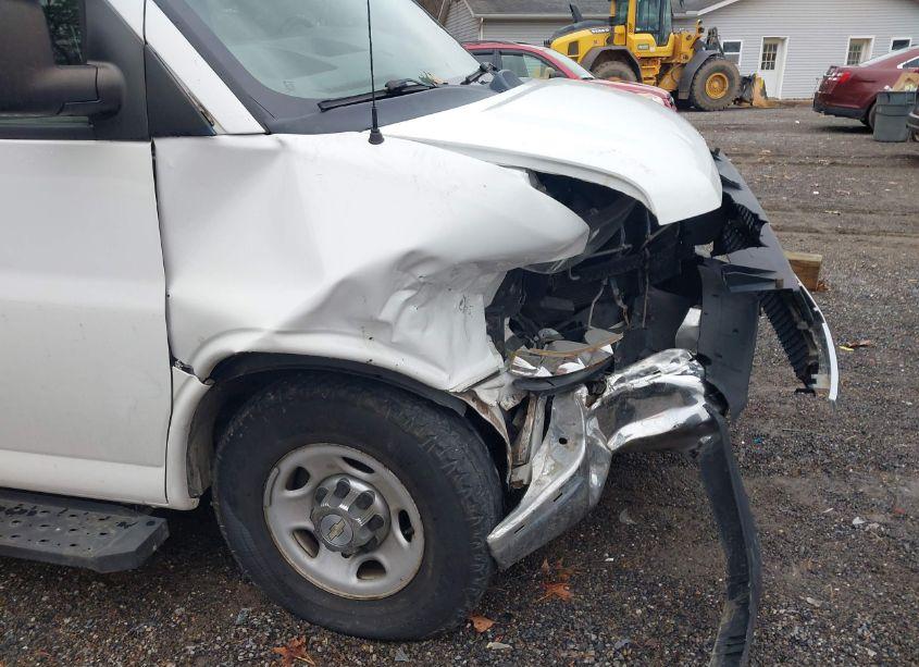 Photo 17 of 2014 Chevrolet Express 3500 LT (VIN 1GAZG1FG0E1100364)