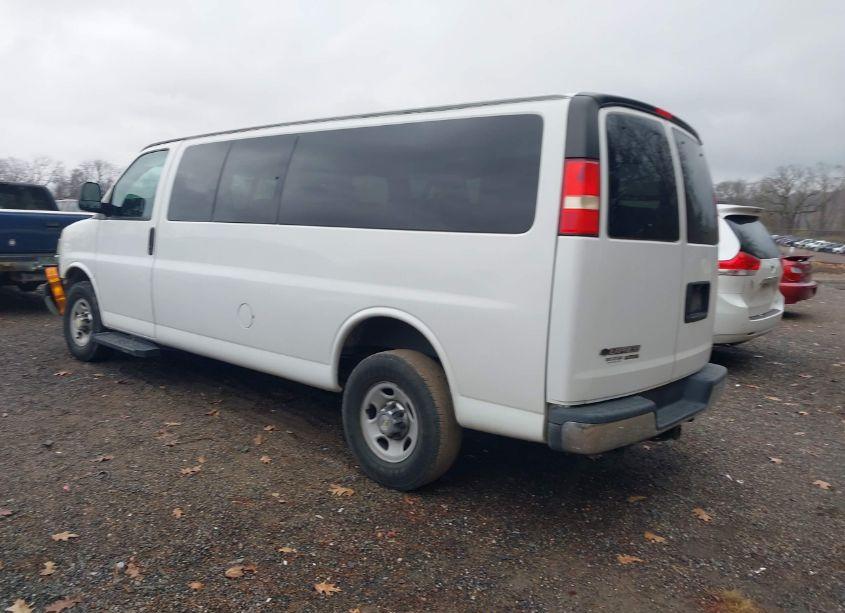 Photo 3 of 2014 Chevrolet Express 3500 LT (VIN 1GAZG1FG0E1100364)