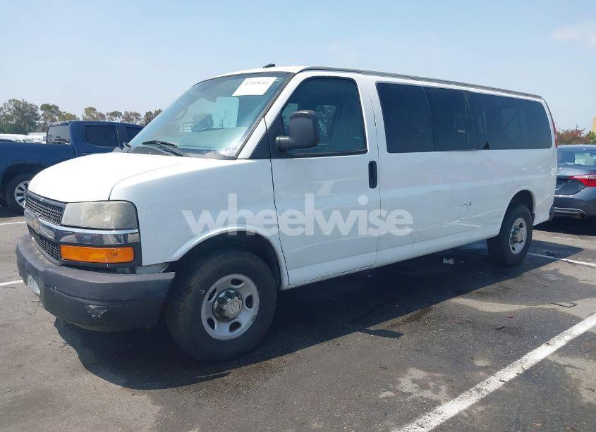 Photo 2 of 2014 Chevrolet Express 3500 LT (VIN 1GAZG1FG4E1154654)