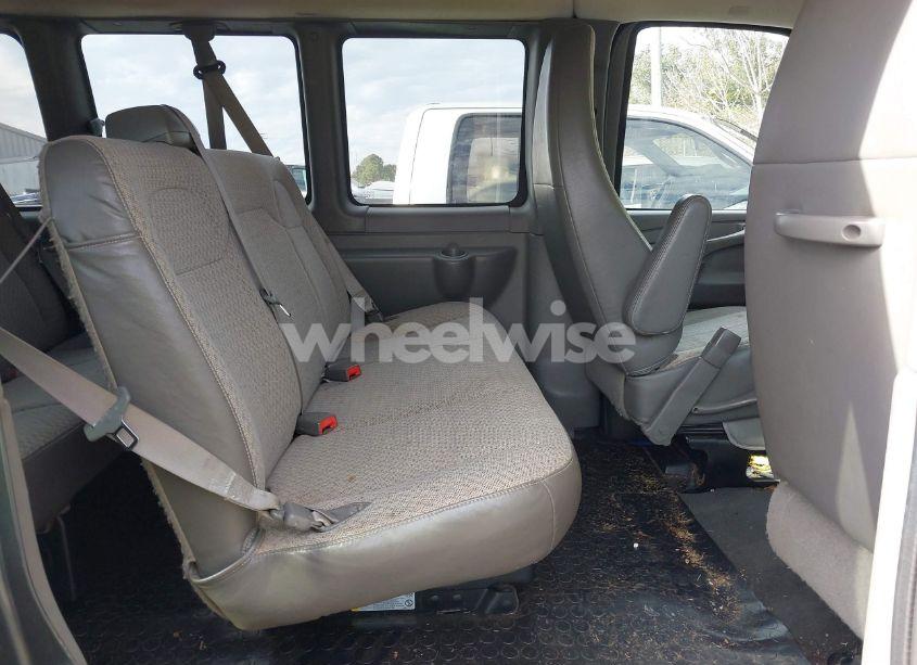 Photo 8 of 2014 Chevrolet Express 3500 LT (VIN 1GAZG1FG4E1177819)