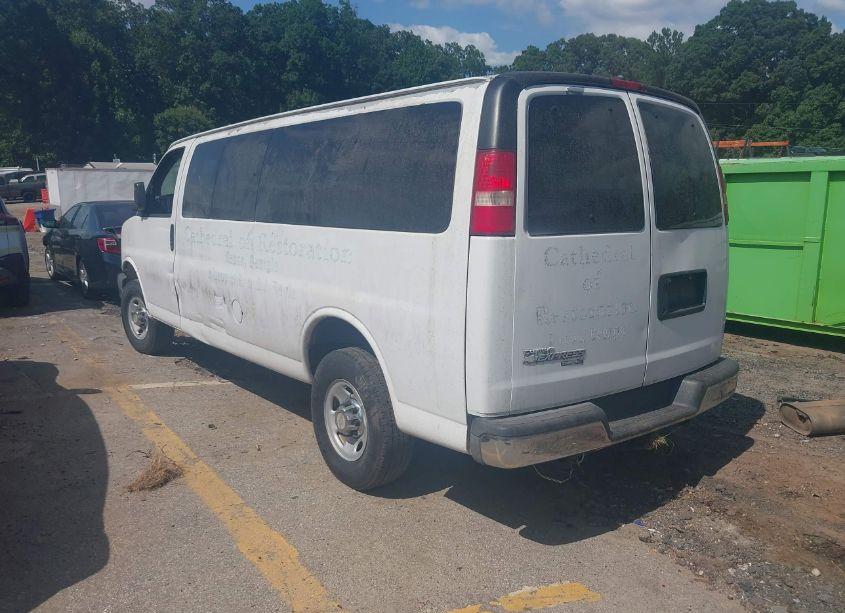 Photo 3 of 2013 Chevrolet Express 3500 LT (VIN 1GAZG1FG5D1128949)