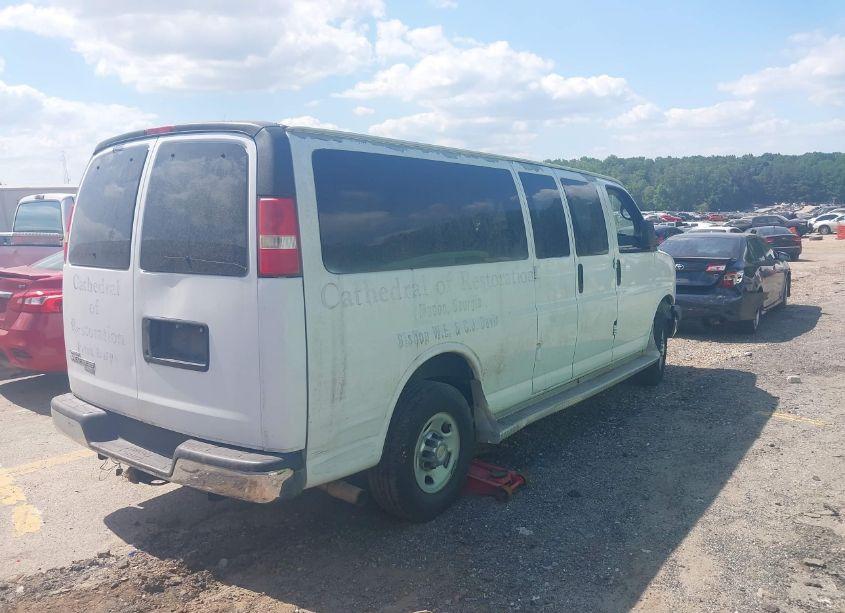 Photo 4 of 2013 Chevrolet Express 3500 LT (VIN 1GAZG1FG5D1128949)