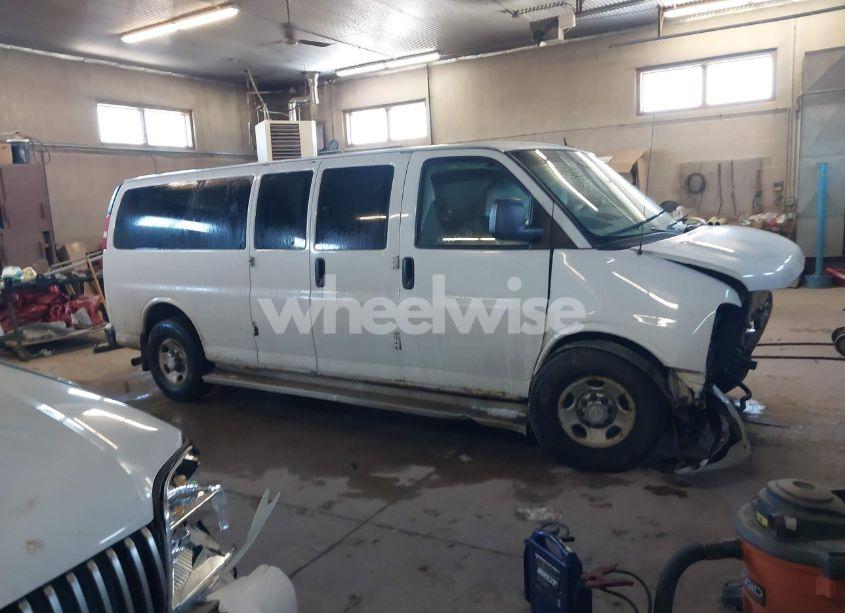 Photo 13 of 2012 Chevrolet Express 3500 LT (VIN 1GAZG1FG6C1160906)