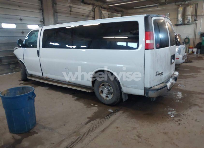Photo 3 of 2012 Chevrolet Express 3500 LT (VIN 1GAZG1FG6C1160906)