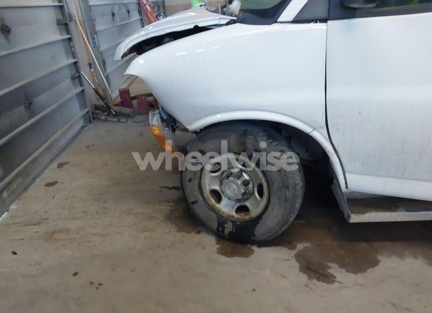 Photo 6 of 2012 Chevrolet Express 3500 LT (VIN 1GAZG1FG6C1160906)