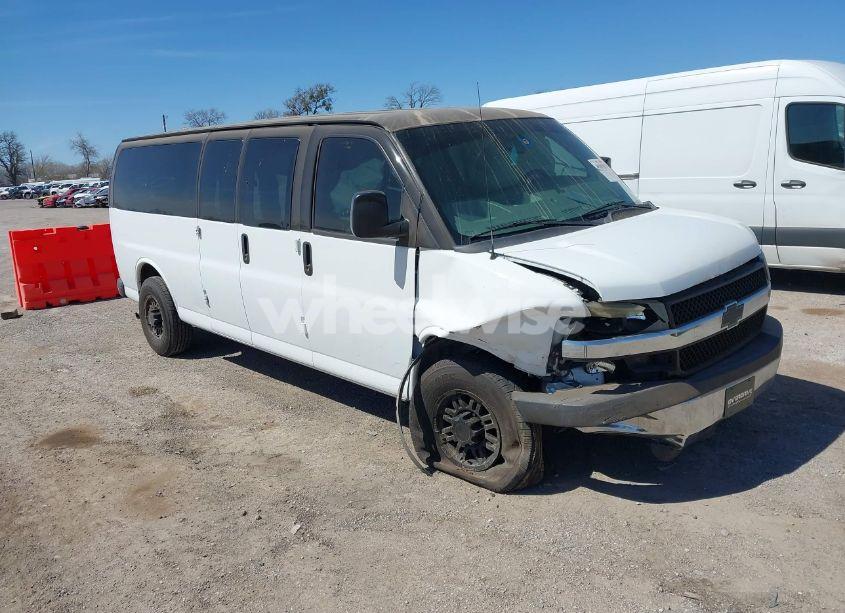 2014 Chevrolet Express 3500 LT (VIN 1GAZG1FG6E1181922) main photo
