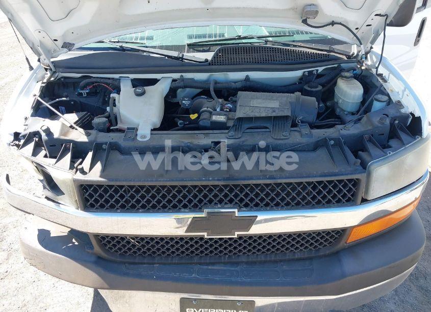 Photo 10 of 2014 Chevrolet Express 3500 LT (VIN 1GAZG1FG6E1181922)