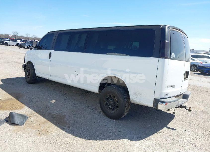 Photo 3 of 2014 Chevrolet Express 3500 LT (VIN 1GAZG1FG6E1181922)