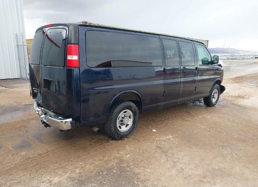 Photo 4 of 2012 Chevrolet Express 3500 LT (VIN 1GAZG1FG7C1186740)