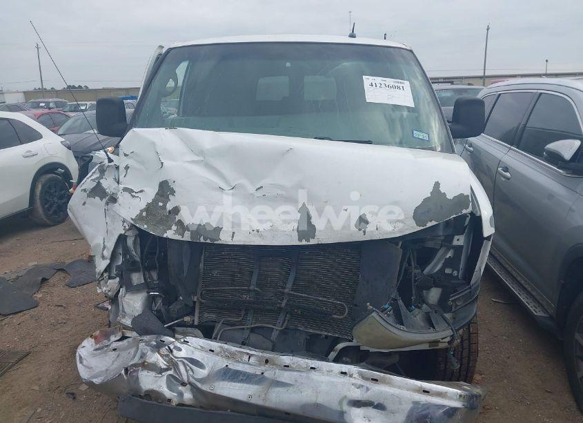 Photo 13 of 2011 Chevrolet Express 3500 LT (VIN 1GAZG1FG8B1150943)