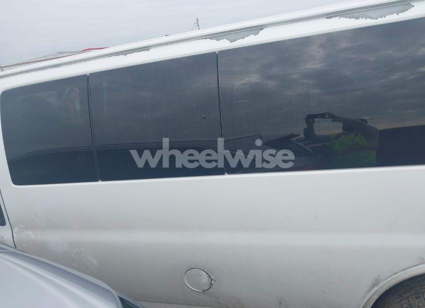 Photo 15 of 2011 Chevrolet Express 3500 LT (VIN 1GAZG1FG8B1150943)