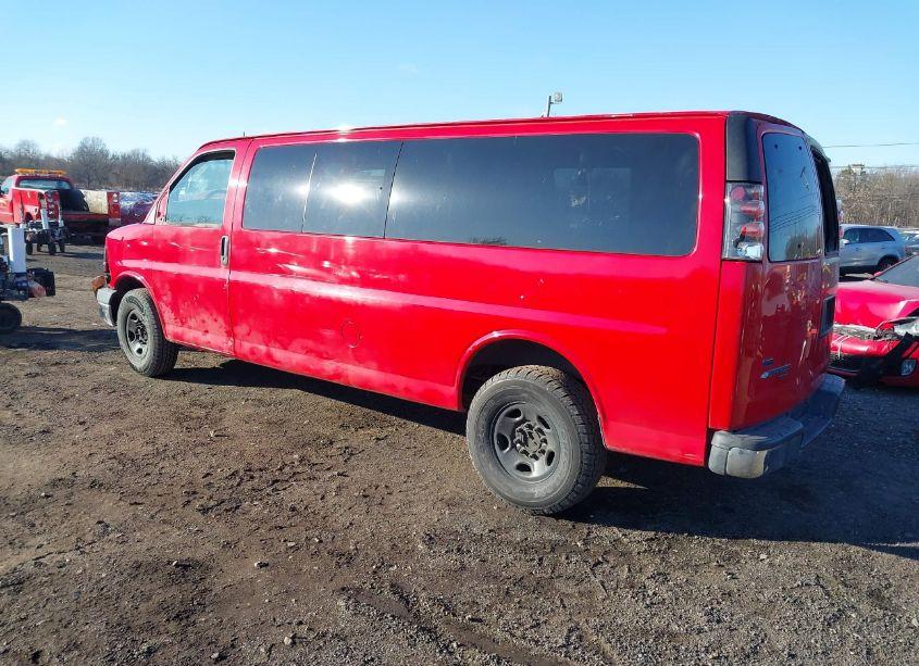 Photo 3 of 2012 Chevrolet Express 3500 LT (VIN 1GAZG1FG8C1109469)