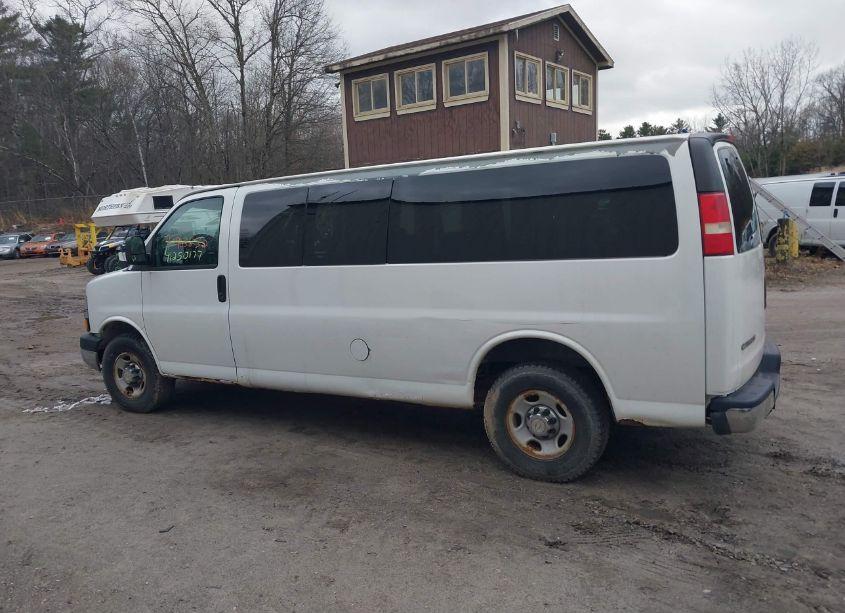 Photo 13 of 2012 Chevrolet Express 3500 LT (VIN 1GAZG1FGXC1142697)