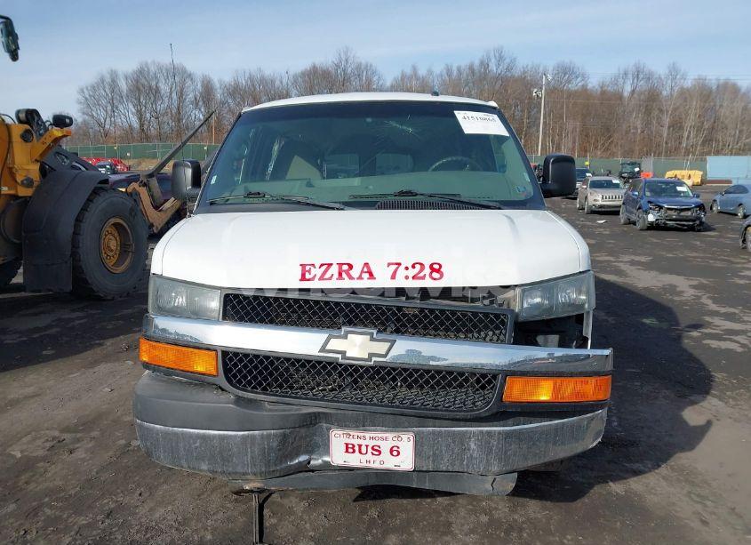 Photo 12 of 2015 Chevrolet Express 3500 LT (VIN 1GAZG1FGXF1172030)
