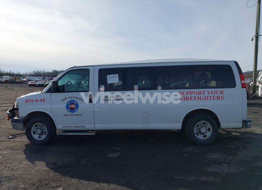 Photo 14 of 2015 Chevrolet Express 3500 LT (VIN 1GAZG1FGXF1172030)