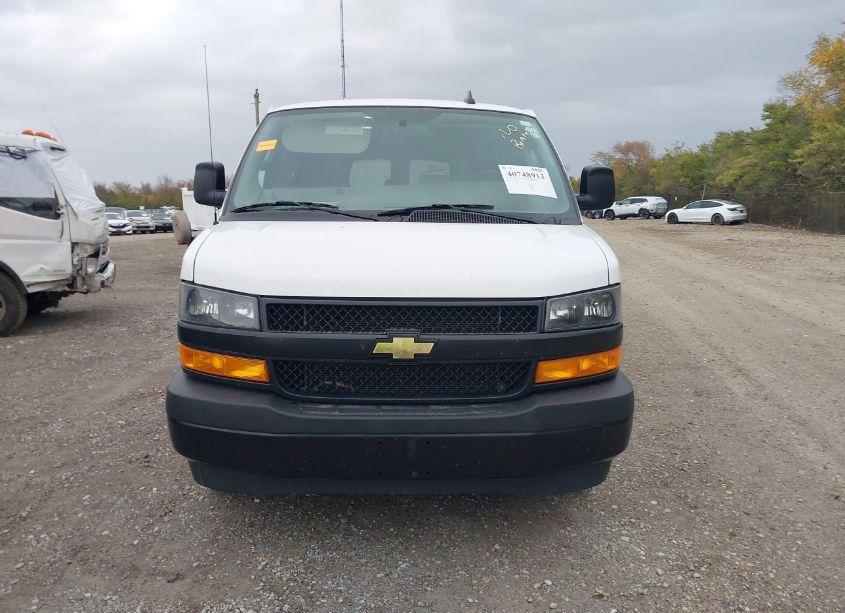 Photo 12 of 2022 Chevrolet Express PASSENGER RWD 3500 EXTENDED WHEELBASE LS (VIN 1GAZGNF79N1252845)