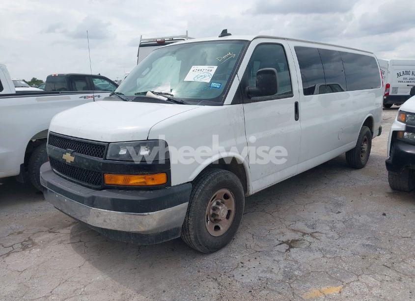 Photo 2 of 2020 Chevrolet Express PASSENGER RWD 3500 EXTENDED WHEELBASE LS (VIN 1GAZGNFG0L1242492)