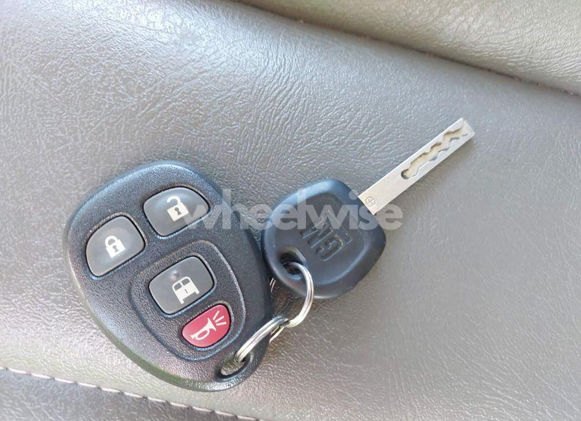 Photo 11 of 2020 Chevrolet Express PASSENGER RWD 3500 EXTENDED WHEELBASE LS (VIN 1GAZGNFG3L1241756)